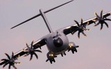 [ẢNH] ‘Ngựa thồ’ NATO gây tai tiếng khi tham gia di tản người tại Afghanistan