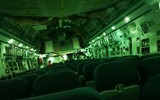 [ẢNH] ‘Ngựa thồ’ NATO gây tai tiếng khi tham gia di tản người tại Afghanistan