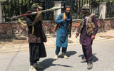 [ẢNH] Taliban ‘bất nhất’ khi vừa kêu gọi vừa cấm cửa viên chức Afghanistan đi làm