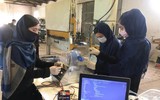[ẢNH] Giải cứu các cô gái chuyên nghiên cứu về robot ra khỏi Afghanistan