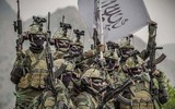 [ẢNH] Biệt kích Taliban công khai nhạo báng Mỹ