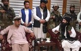 [ẢNH] Em trai cựu tổng thống Afghanistan tuyên bố trung thành với Taliban