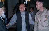 [ẢNH] Cựu Tổng thống Hamid Karzai, ‘ánh sáng cuối đường hầm’ cho Afghanistan