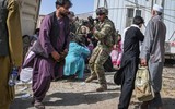 [ẢNH] Taliban 'trở mặt', hành hung cả nhân viên Liên Hợp Quốc