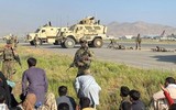 [ẢNH] Lính Mỹ đi, Taliban liền tới tiếp quản sân bay quốc tế Kabul
