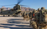 [ẢNH] Thiếu tướng Donahue là người lính Mỹ cuối cùng lên máy bay rời Afghanistan