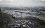 [ẢNH] Taliban 'chết đuối vớ được cọc' khi được Qatar giúp vận hành sân bay Kabul