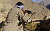 [ẢNH] FANR dùng trực thăng Mỹ tiếp tế cho các cao điểm kháng cự Taliban