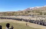 [ẢNH] FANR dùng trực thăng Mỹ tiếp tế cho các cao điểm kháng cự Taliban