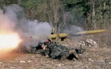[ẢNH] Dân quân miền Đông phá hủy xe tải quân đội Ukraine bằng tên lửa chống tăng