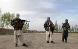 [ẢNH] Taliban thu giữ lượng lớn vàng- tiền tại nhà thủ lĩnh phe kháng chiến