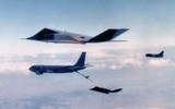 [ẢNH] Mỹ cho chiến đấu cơ tàng hình F-117 làm bia bay cho F-15 tập bắn