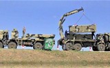 [ẢNH] Hệ thống rải mìn Zemledeliye siêu dị giống pháo phản lực của Nga
