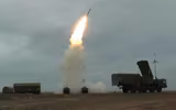 [ẢNH] Mỹ bất lực nhìn 'rồng lửa' S-400 Nga vào biên chế quốc gia Châu Phi