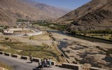 [ẢNH] Vì sao phe kháng chiến Afghanistan nhanh chóng bị Taliban dồn đến đường cùng?
