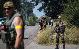 [ẢNH] Ukraine tố lính bắn tỉa Nga tới Donbass, Moscow phủ nhận hoàn toàn