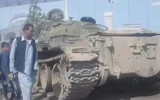 [ẢNH] Xe tăng Taliban áp sát Tajikistan, phép thử nguy hiểm trước Nga