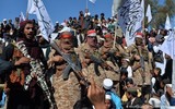 [ẢNH] Xe tăng Taliban áp sát Tajikistan, phép thử nguy hiểm trước Nga
