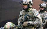 [ẢNH] Xuất hiện đội lính bắn tỉa bí ẩn trang bị toàn đồ NATO tại miền Đông Ukraine