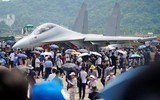 [ẢNH] Tướng Trung Quốc tự tin hẹn không quân Mỹ 'gặp nhau trên bầu trời'