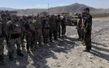 [ẢNH] Tajikistan và Taliban dàn quân sát biên giới, sẵn sàng cho tình huống xấu