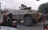 [ẢNH] Tajikistan và Taliban dàn quân sát biên giới, sẵn sàng cho tình huống xấu