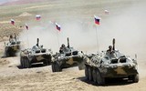 [ẢNH] Tajikistan và Taliban dàn quân sát biên giới, sẵn sàng cho tình huống xấu