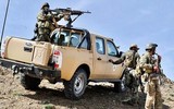 [ẢNH] Vụ lính Mỹ đổi thuốc lá lấy xe bán tải gắn súng máy Nga đề bảo vệ sân bay Kabul