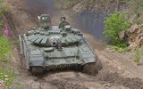 [ẢNH] Siêu tăng T-72B3M Nga tới sát biên giới, NATO bắt đầu lo lắng