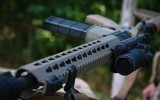 [ẢNH] Vệ binh Quốc gia Ukraine thay thế súng AK bằng súng AR-15 Mỹ
