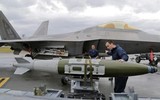 Sai sót trong lau rửa khiến tiêm kích F-22 Raptor Mỹ lao xuống đất cháy rụi