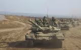 Xe tăng T-90 Syria dàn hàng tiến đánh phiến quân thân Thổ Nhĩ Kỳ tại Idlib