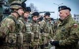 Điều tới 10.000 quân áp sát biên giới Belarus, Ba Lan đang tính toán gì?