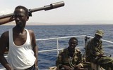 Bi hài chuyện cướp biển Somalia cướp nhầm tàu chiến Mỹ