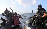 Bi hài chuyện cướp biển Somalia cướp nhầm tàu chiến Mỹ