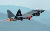 Tiêm kích hạm tàng hình Trung Quốc lần đầu cất cánh, cạnh tranh với F-35C của Mỹ