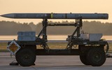 Gần 300 tên lửa sát thủ AIM-120 của Mỹ đổ về Trung Đông