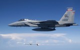 Gần 300 tên lửa sát thủ AIM-120 của Mỹ đổ về Trung Đông