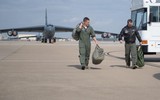 B-52 Mỹ thị uy Nga trong bối cảnh chiến sự Ukraine leo thang