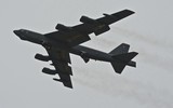 B-52 Mỹ thị uy Nga trong bối cảnh chiến sự Ukraine leo thang