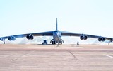 B-52 Mỹ thị uy Nga trong bối cảnh chiến sự Ukraine leo thang
