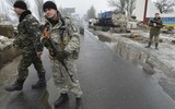 Hàng trăm xe tăng Nga áp sát biên giới Ukraine, sẵn sàng can thiệp vào miền Đông?