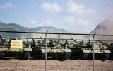Hàng trăm xe tăng Nga áp sát biên giới Ukraine, sẵn sàng can thiệp vào miền Đông?