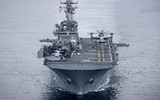 Trực thăng SH-3 Sea King Iran vừa đột nhiên áp sát tàu đổ bộ USS Essex Mỹ