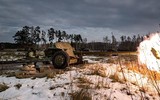 Pháo chống tăng MT-12 huyền thoại Liên Xô được Ukraine dùng để hủy diệt ly khai