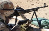 Súng máy huyền thoại PKM Liên Xô theo chân lính Nga tới Bắc Cực