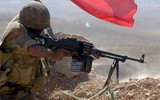 Súng máy huyền thoại PKM Liên Xô theo chân lính Nga tới Bắc Cực
