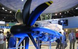 Vận tải cơ A-400M chở theo lính đặc nhiệm Anh vừa hạ cánh xuống Ukraine