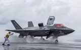 Khoảnh khắc F-35B Anh lao xuống biển phá vỡ thuyết âm mưu ‘bị rơi do đuổi theo Su-30 Nga’