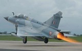 Chiến đấu cơ Mirage-2000 Ấn Độ bị trộm mất bánh, sự cố hi hữu đến ngỡ ngàng